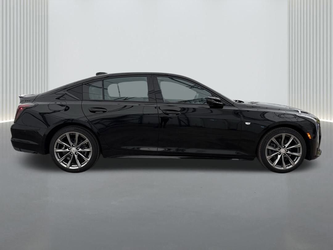 2025 Cadillac CT5 Sport photo 4