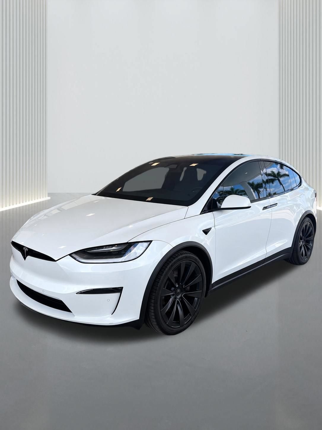 Used 2023 Tesla Model X Plaid with VIN 7SAXCBE62PF373313 for sale in Miami, FL