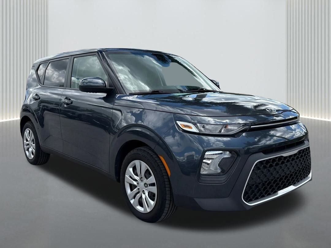 2020 Kia Soul LX S X-Line photo 3