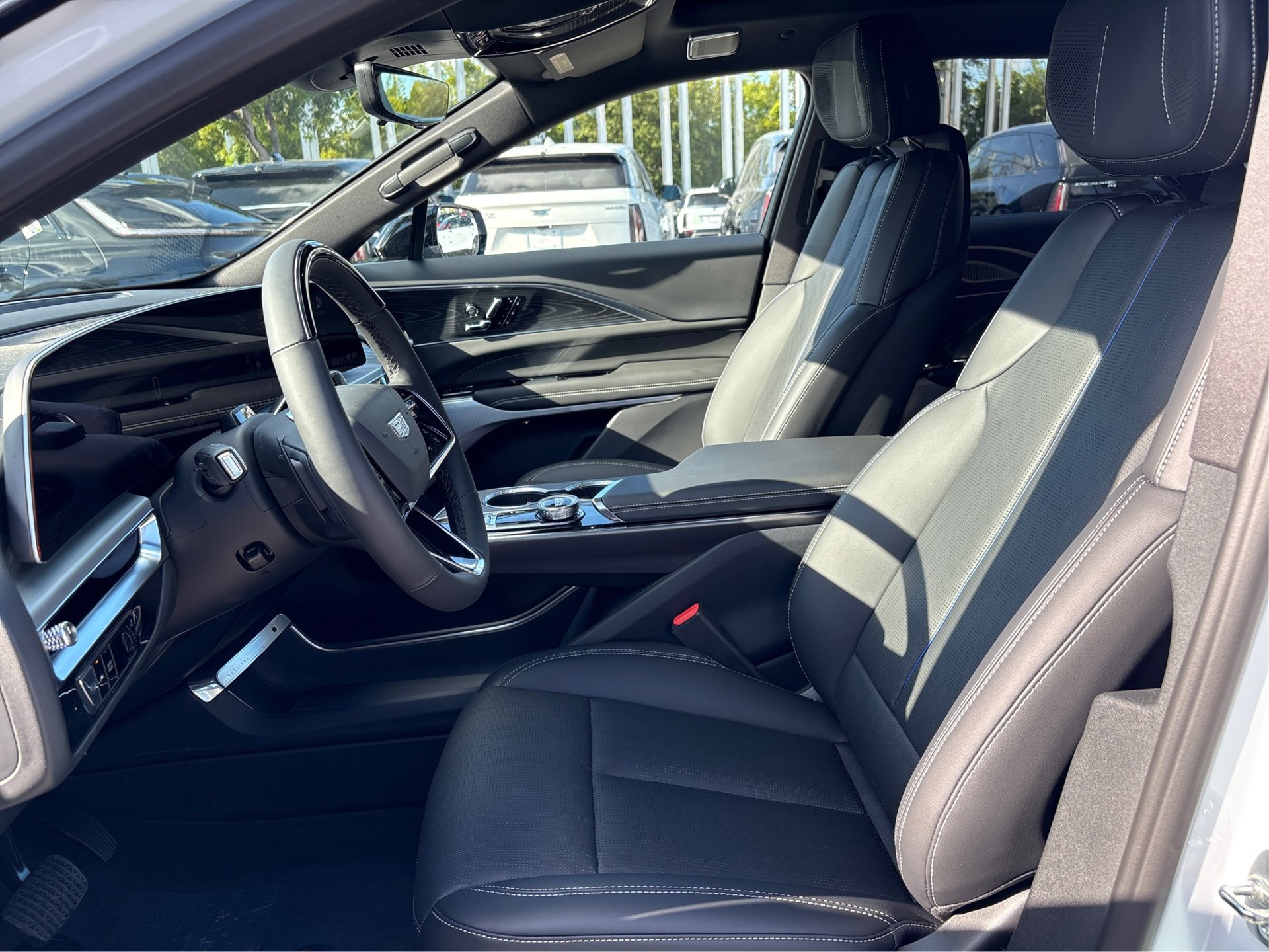 2026 Cadillac LYRIQ Premium Sport - Photo 9
