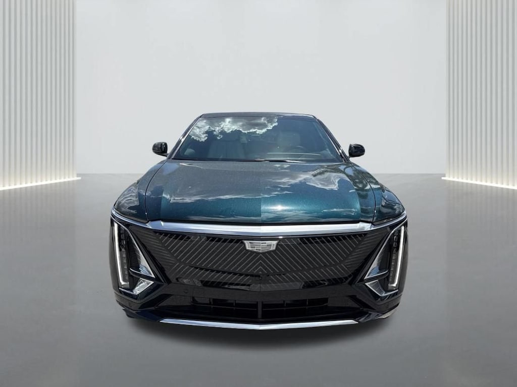 New 2026 CADILLAC LYRIQ Luxury SUV