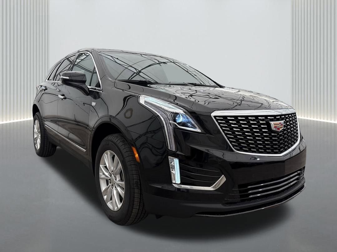 2025 Cadillac XT5 Luxury photo 3