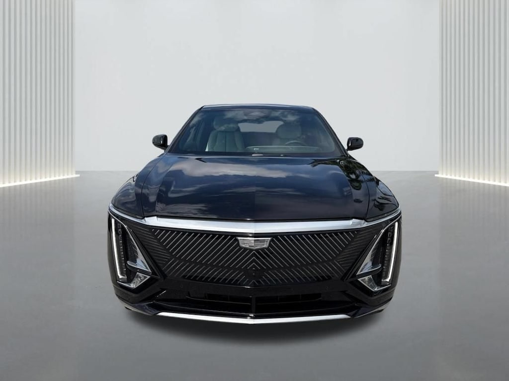 New 2026 CADILLAC LYRIQ Luxury SUV
