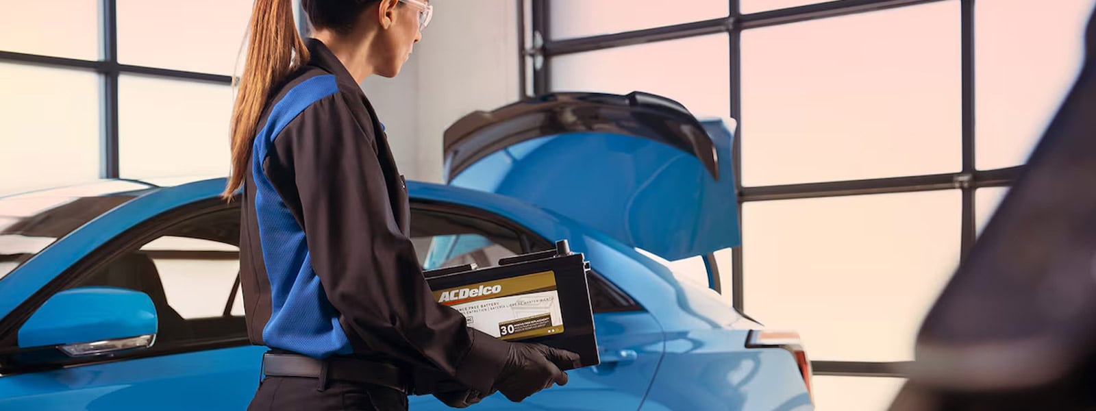 ACDelco Gold battery test and installation at Ocean Cadillac in Miami