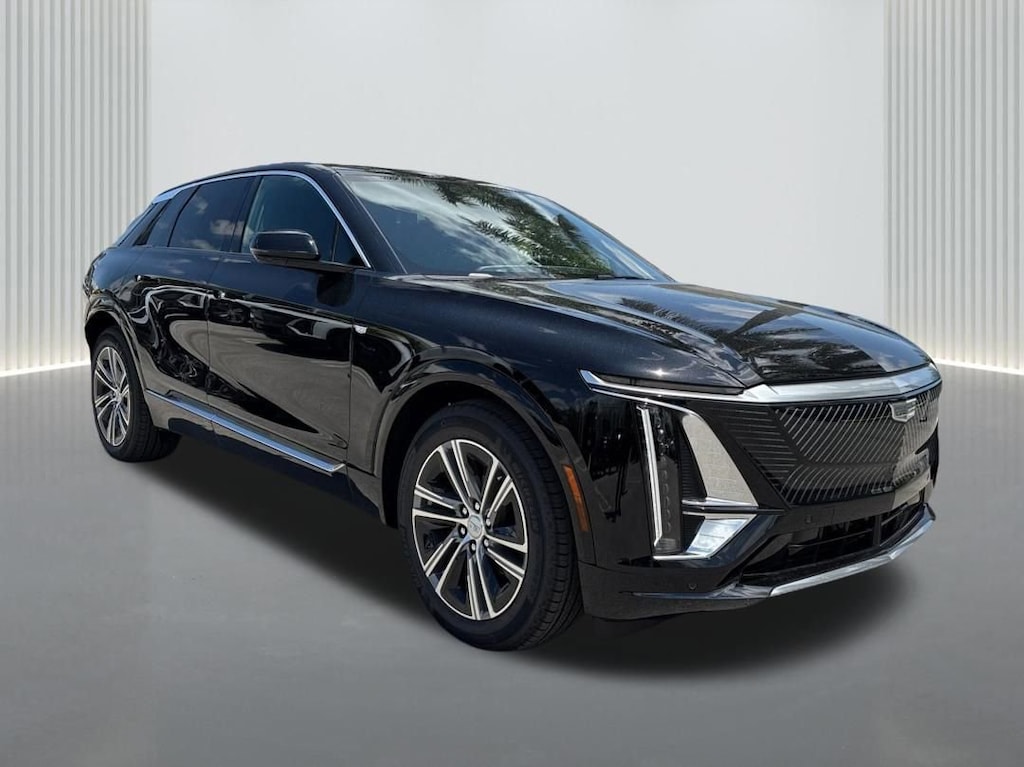 New 2026 CADILLAC LYRIQ Luxury SUV