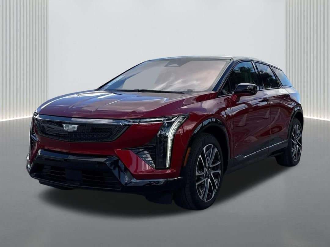 2025 Cadillac OPTIQ Sport 1's photo