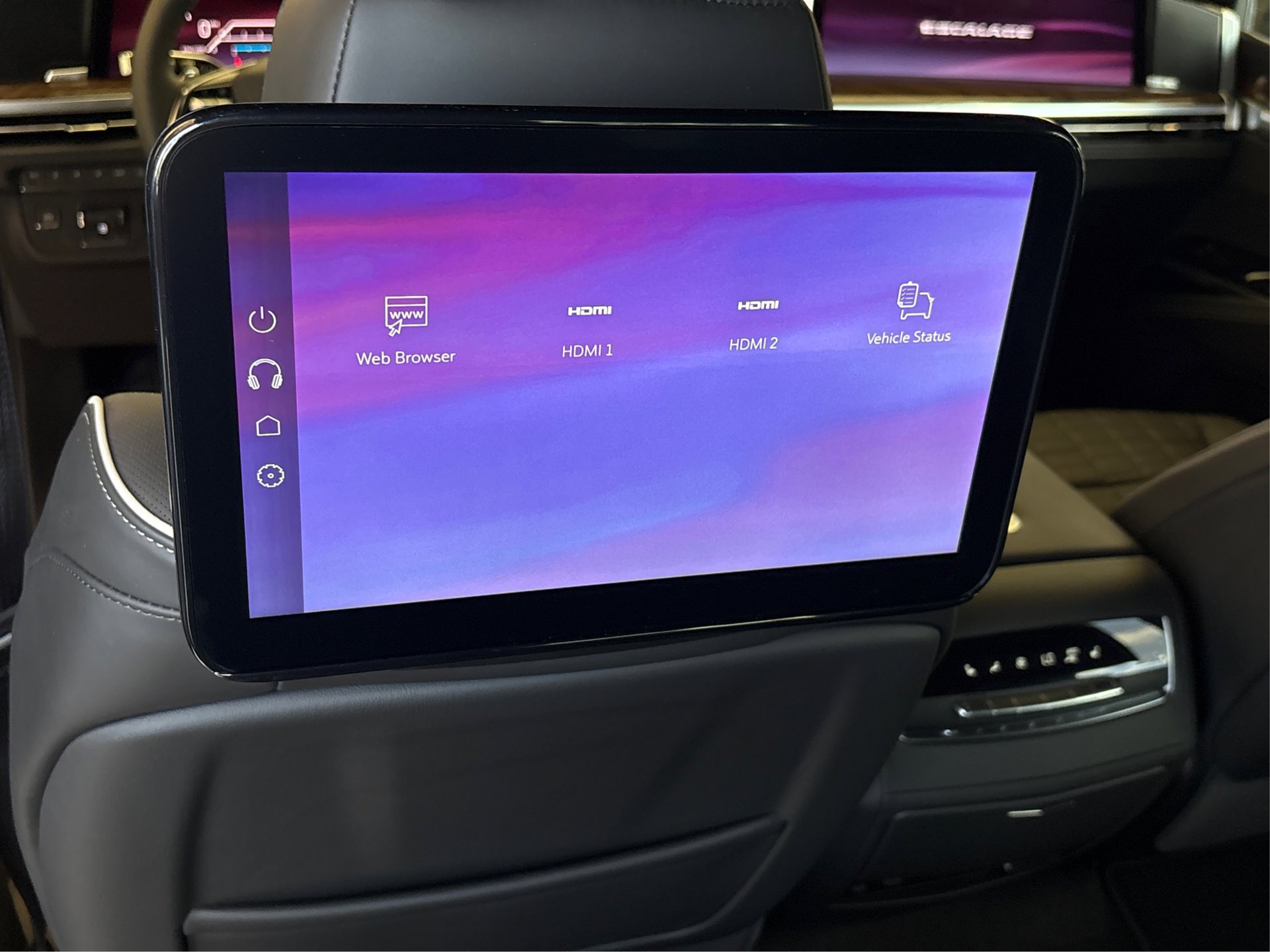 2026 Cadillac Escalade Platinum Sport - Photo 22