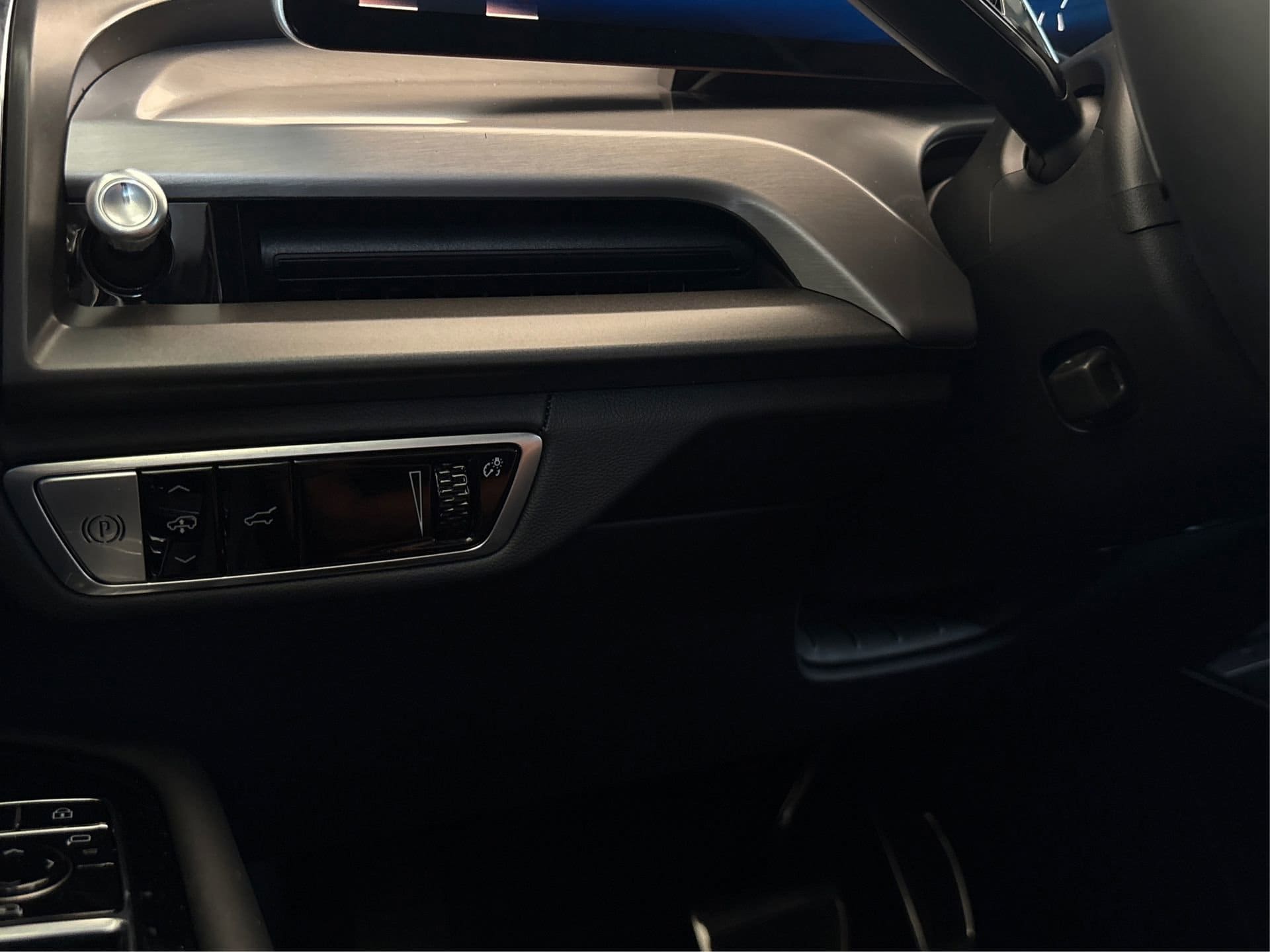 2026 Cadillac VISTIQ Platinum Sport - Photo 20