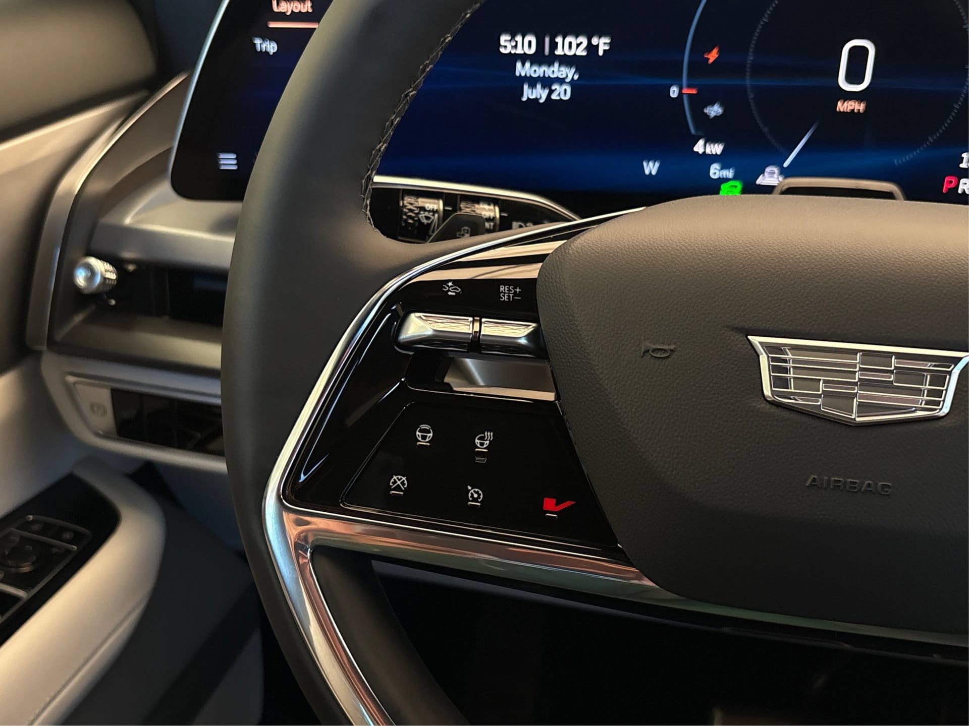 2027 Cadillac VISTIQ Sport - Photo 26