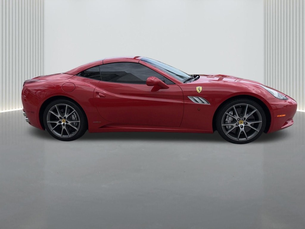 Used 2013 Ferrari California 2dr Conv
