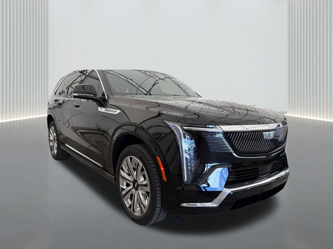 2025 Cadillac Escalade IQ Luxury photo 3