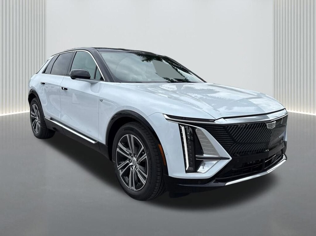 New 2026 CADILLAC LYRIQ Luxury SUV