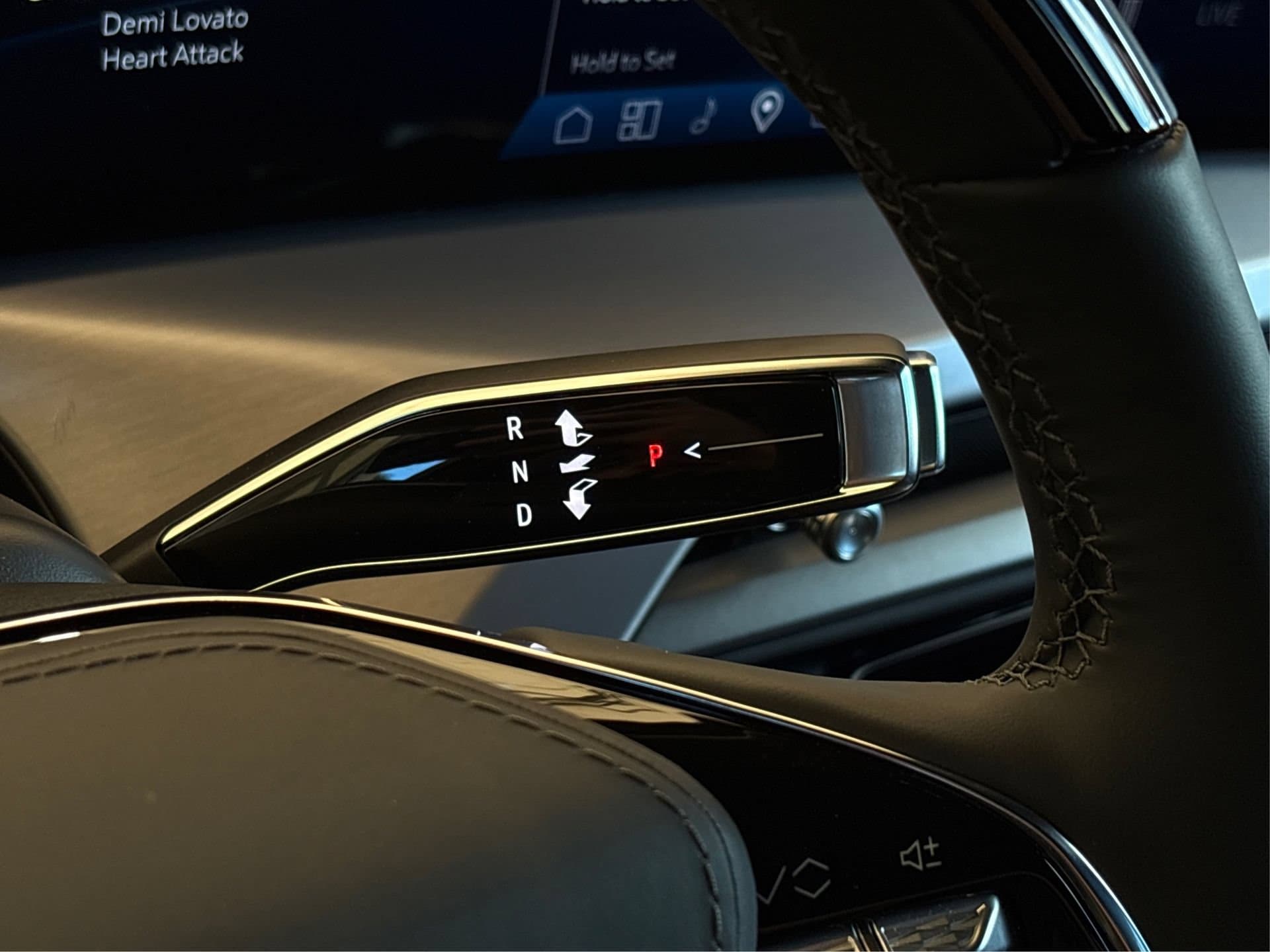 2026 Cadillac VISTIQ Platinum Sport - Photo 29