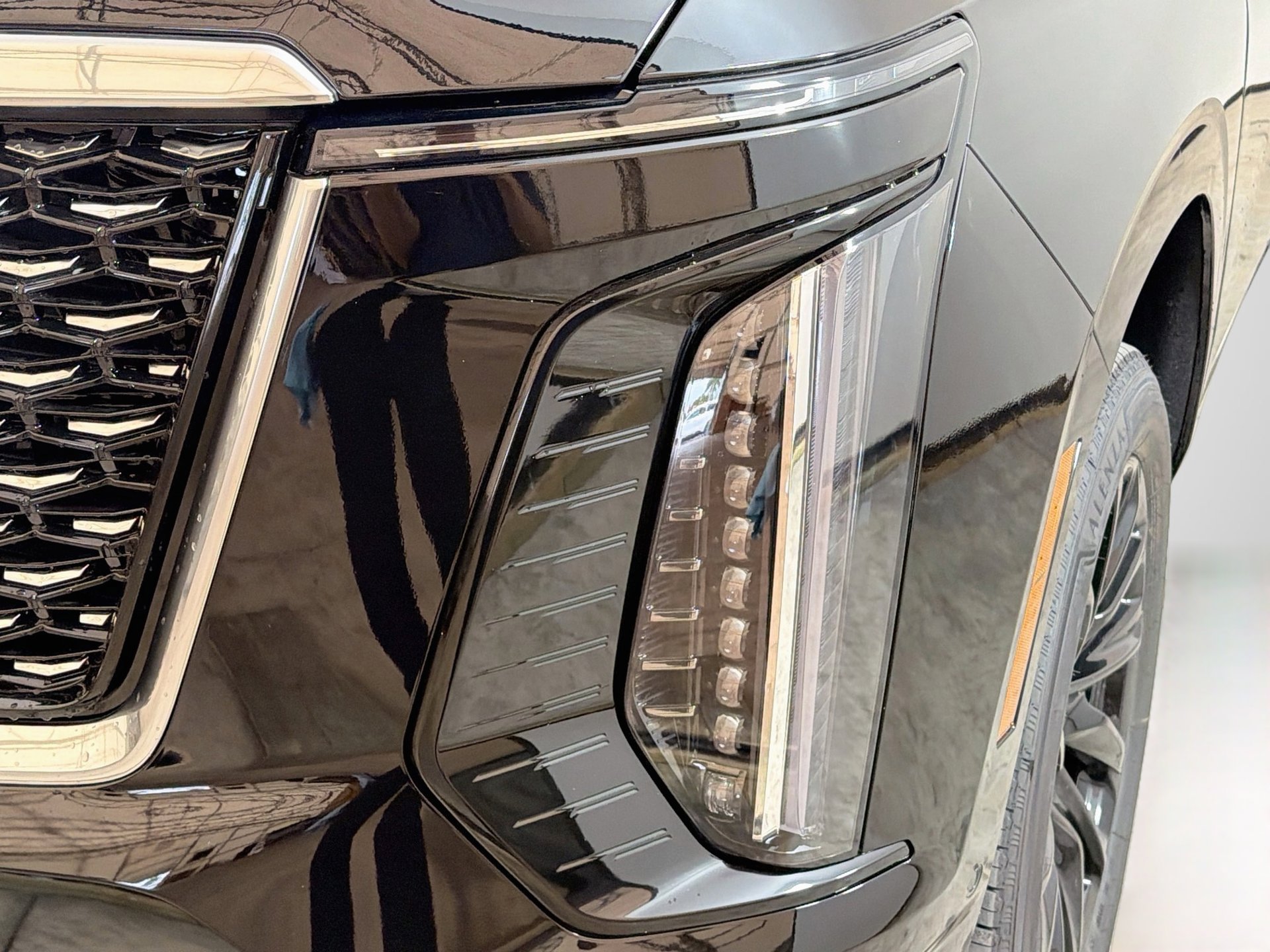 2026 Cadillac Escalade ESV Luxury - Photo 9