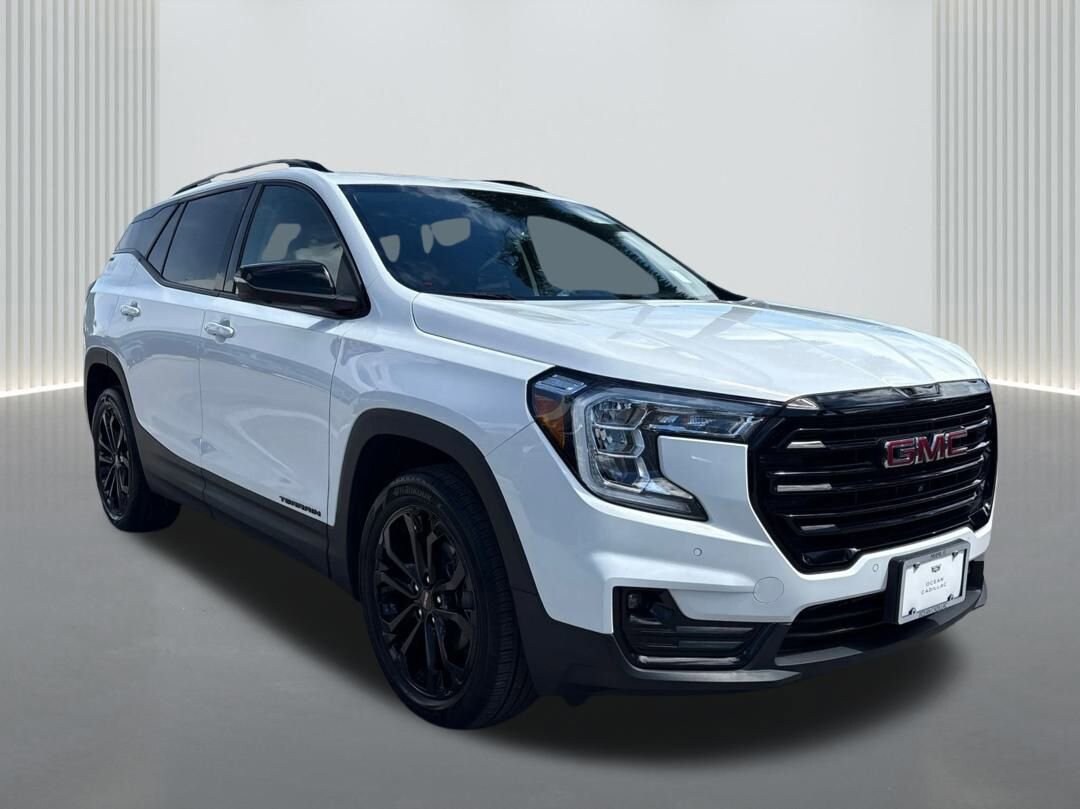 2022 Gmc Terrain SLT photo 2