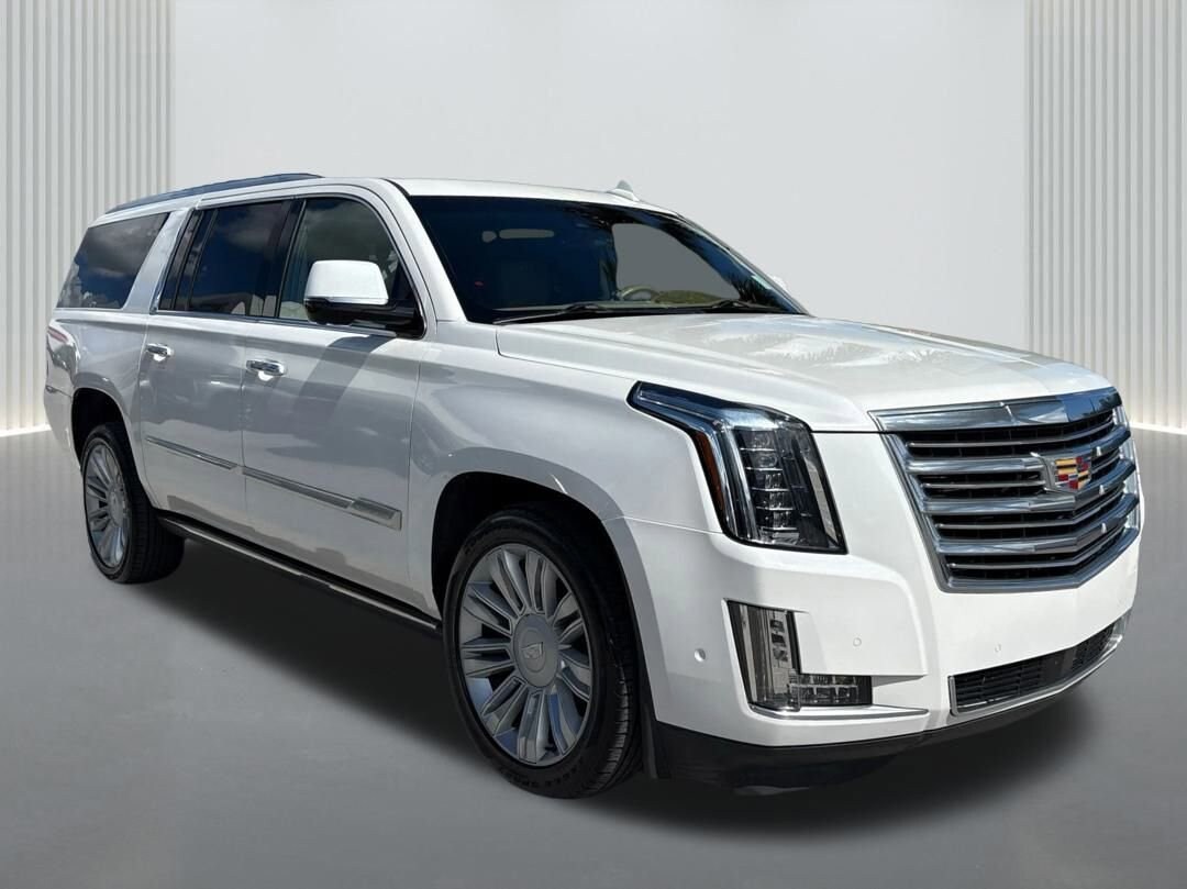 2019 Cadillac Escalade ESV Platinum photo 2