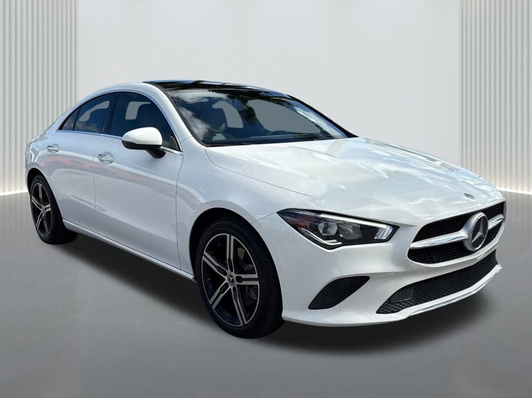 2022 Mercedes Benz CLA 250 photo 3