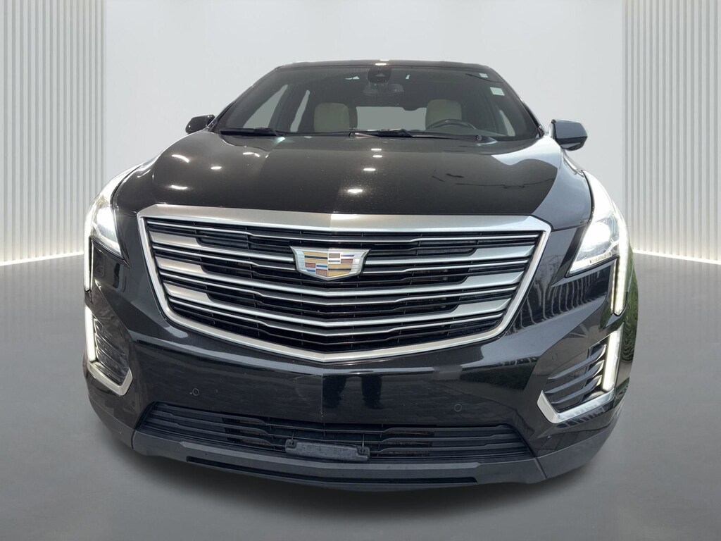 Used 2019 CADILLAC XT5 Premium Luxury FWD SUV