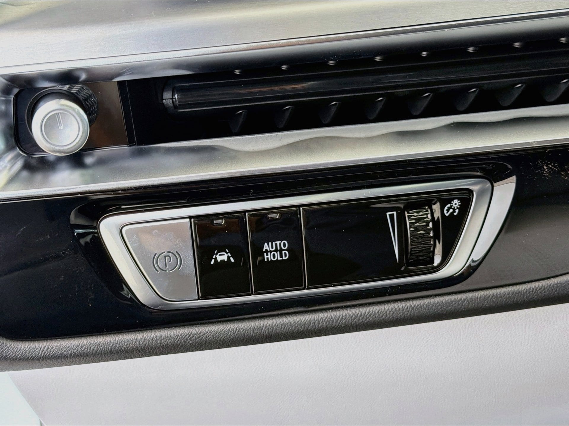 2027 Cadillac LYRIQ Sport - Photo 32