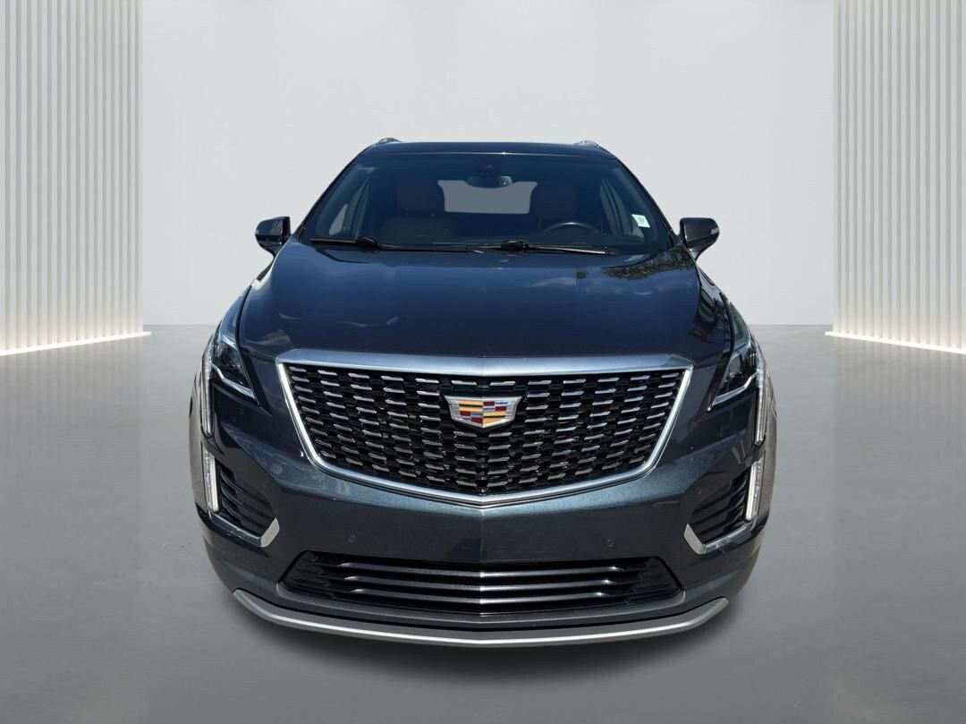 2020 Cadillac XT5 Premium Luxury photo 2