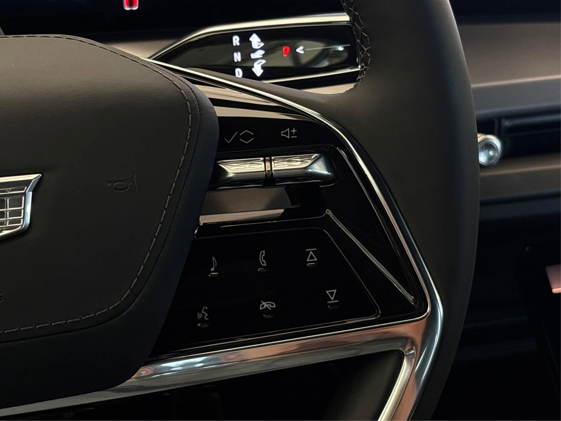 2026 Cadillac VISTIQ Platinum Sport - Photo 30
