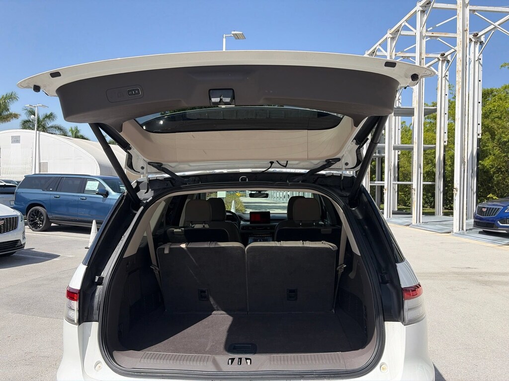 Used 2023 Lincoln Aviator Standard