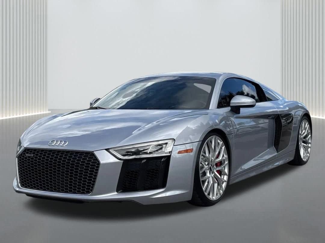 2017 Audi R8 Base's photo