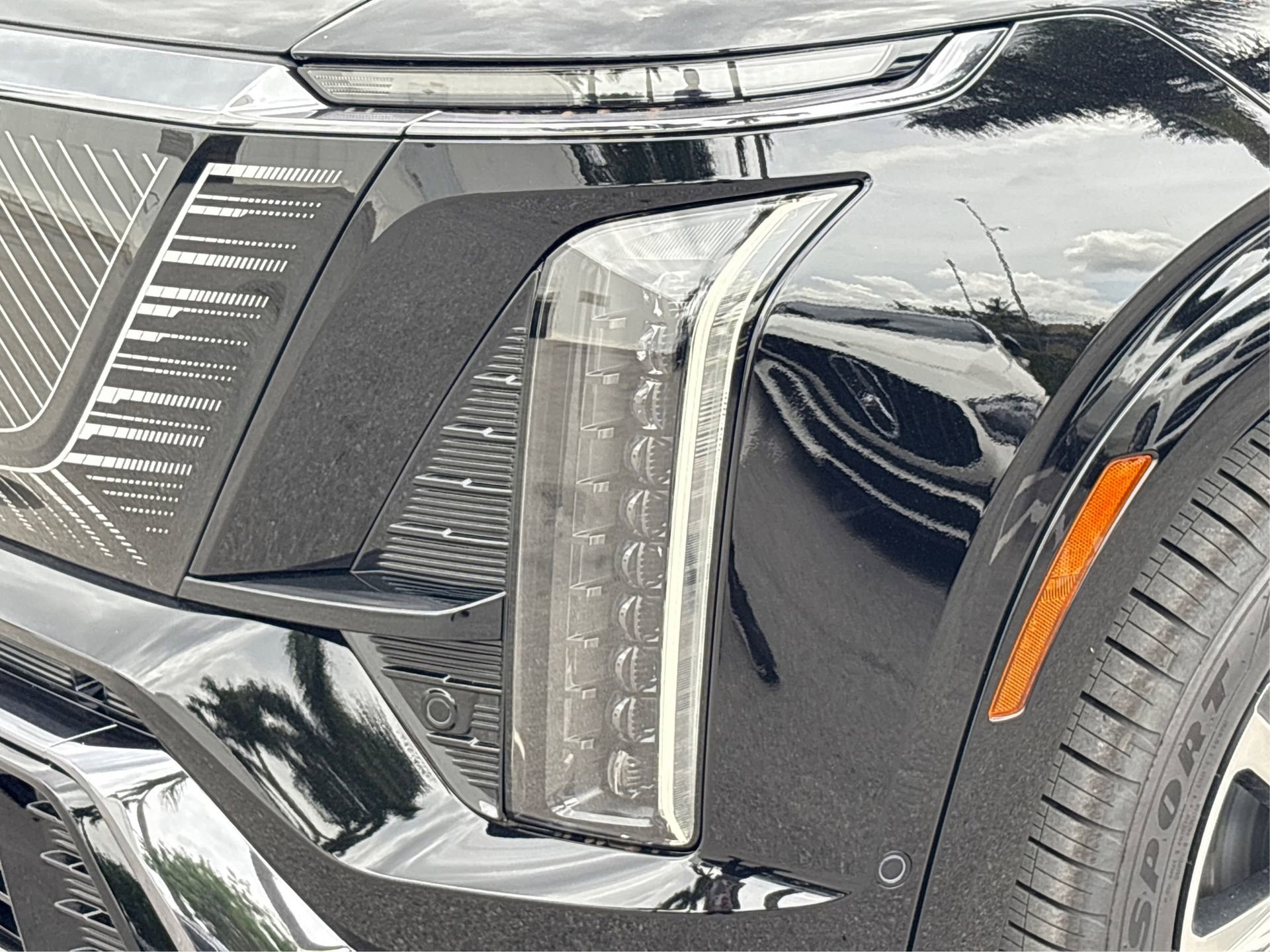 2026 Cadillac VISTIQ Platinum Sport - Photo 14