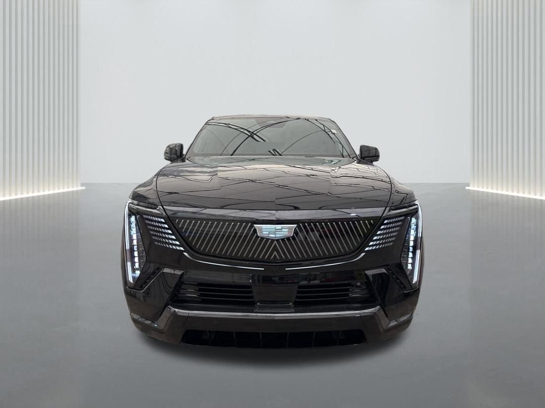 2025 Cadillac Escalade IQ photo 2