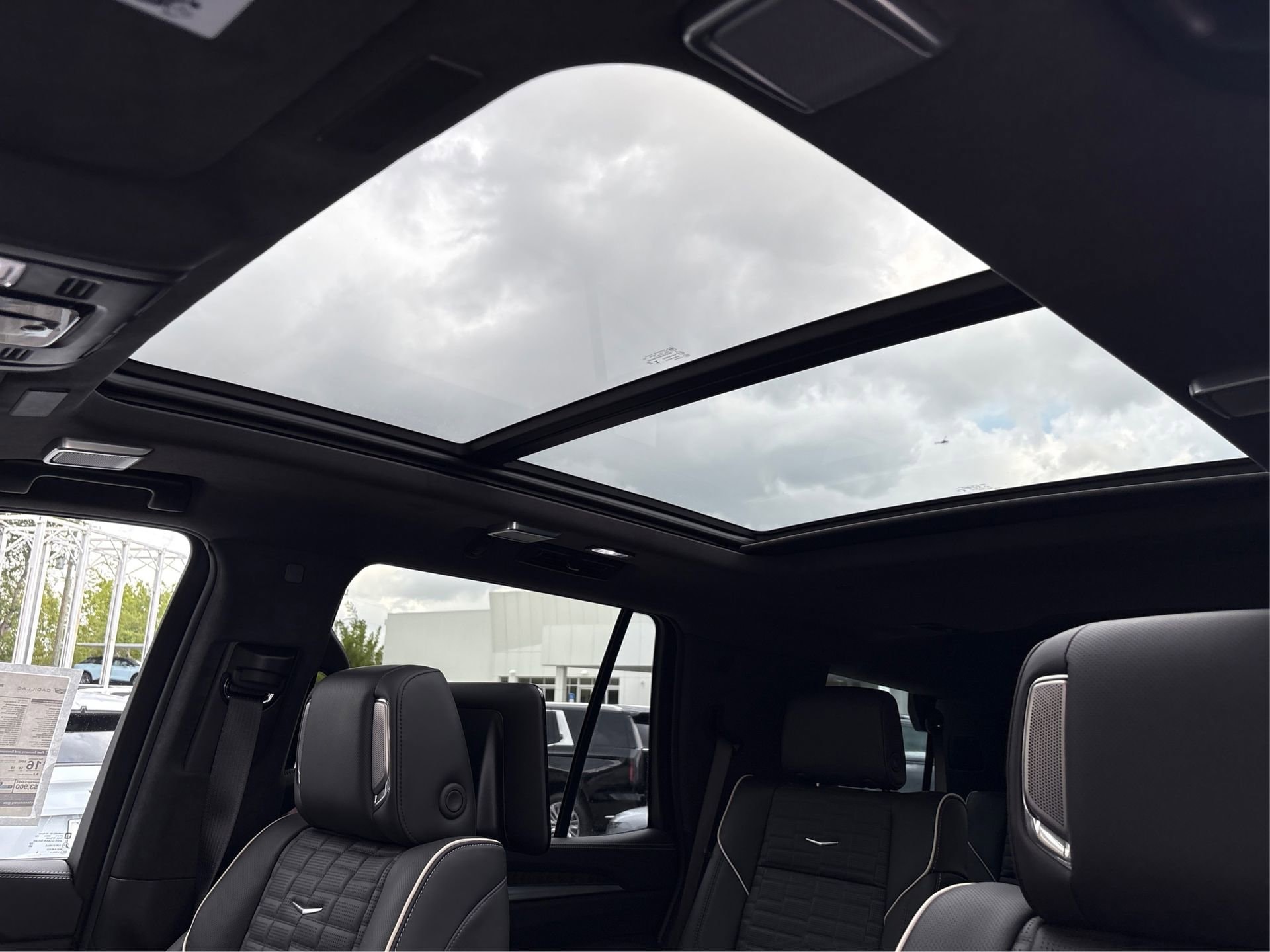 2026 Cadillac Escalade Platinum Sport - Photo 35