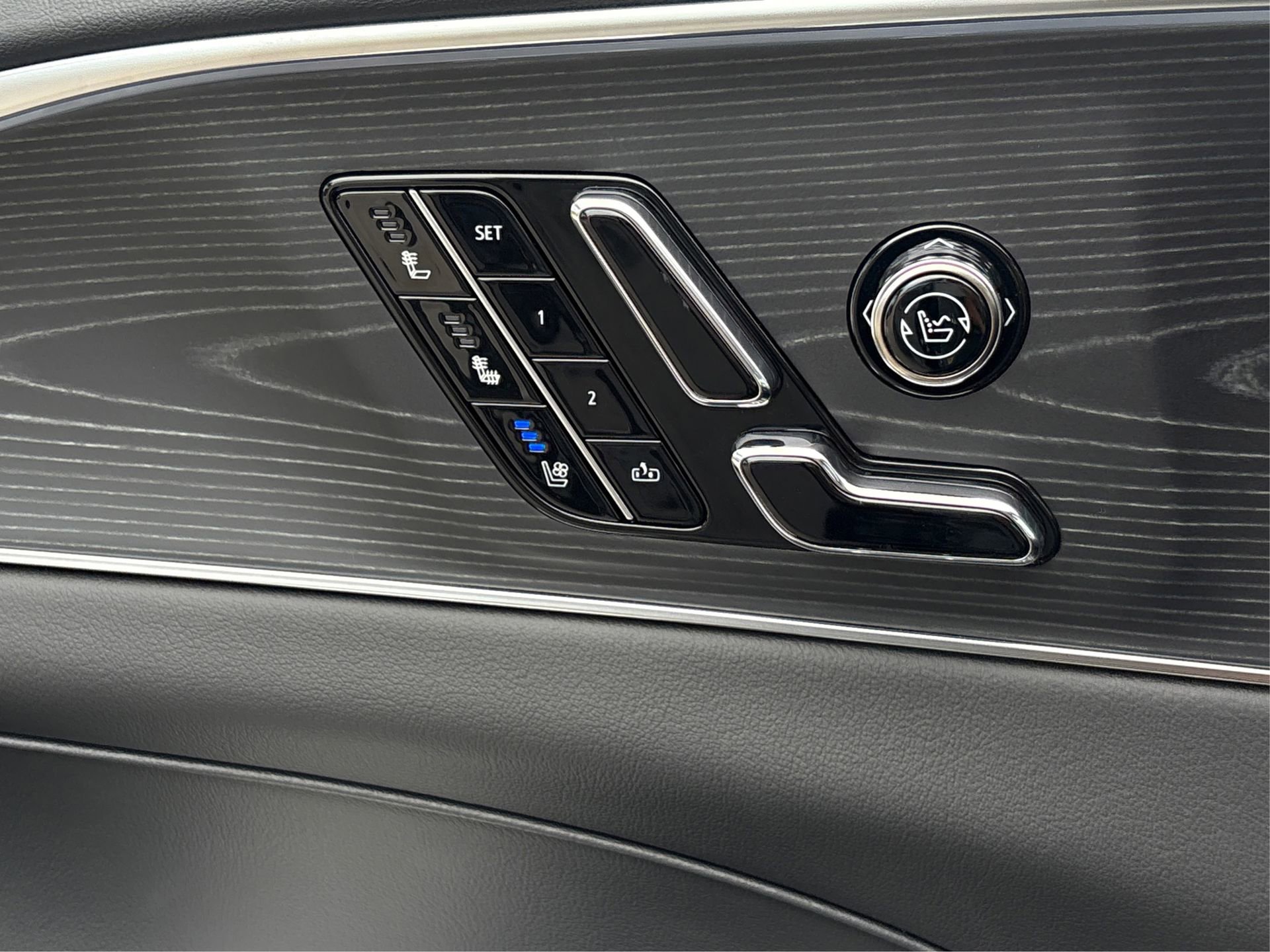 2026 Cadillac LYRIQ V - Photo 32