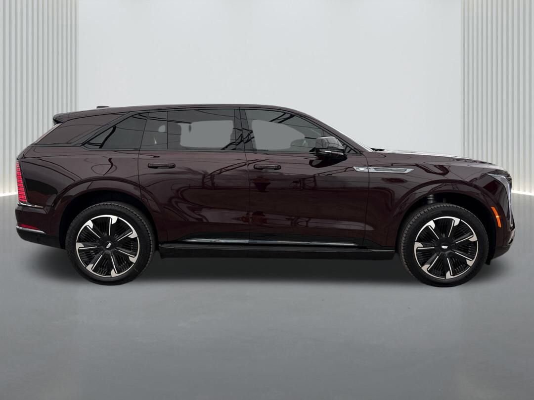 2025 Cadillac Escalade IQ Sport photo 4