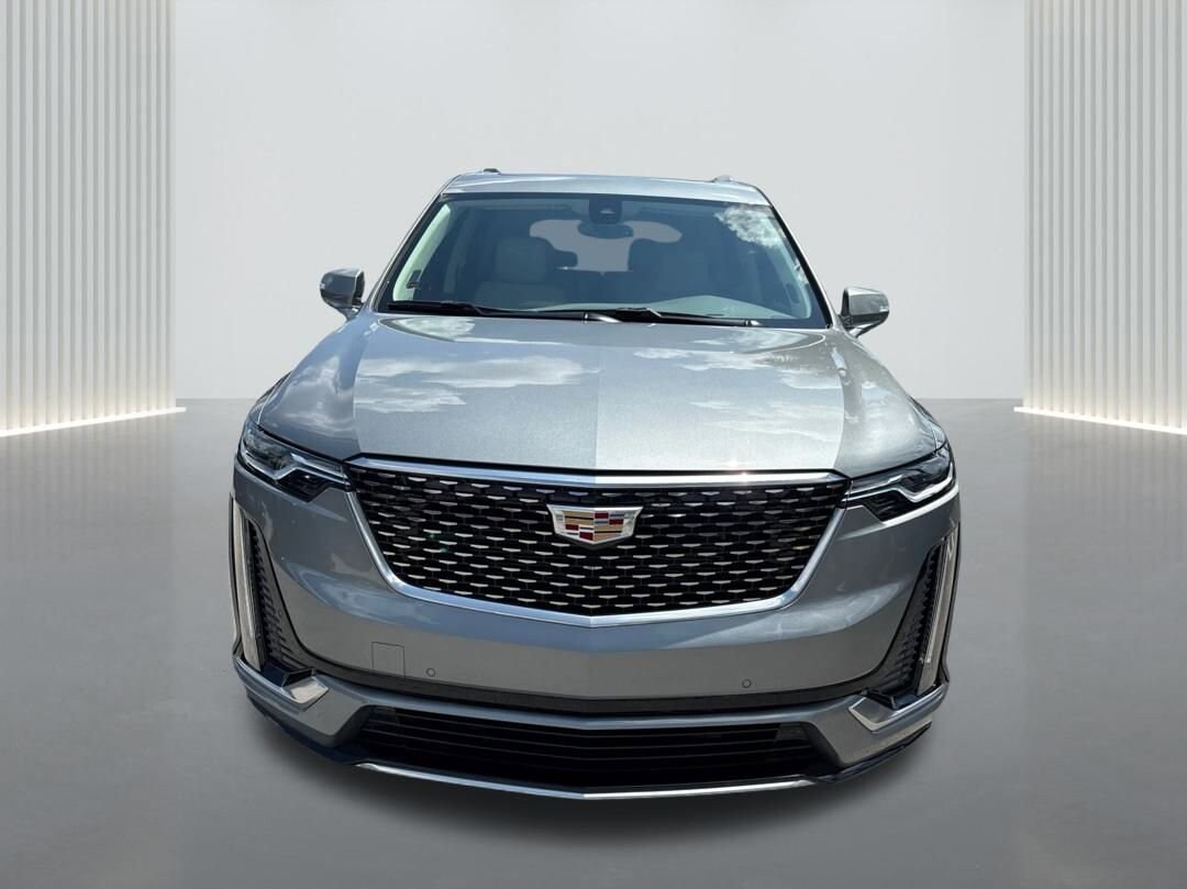 2023 Cadillac XT6 Premium Luxury photo 2