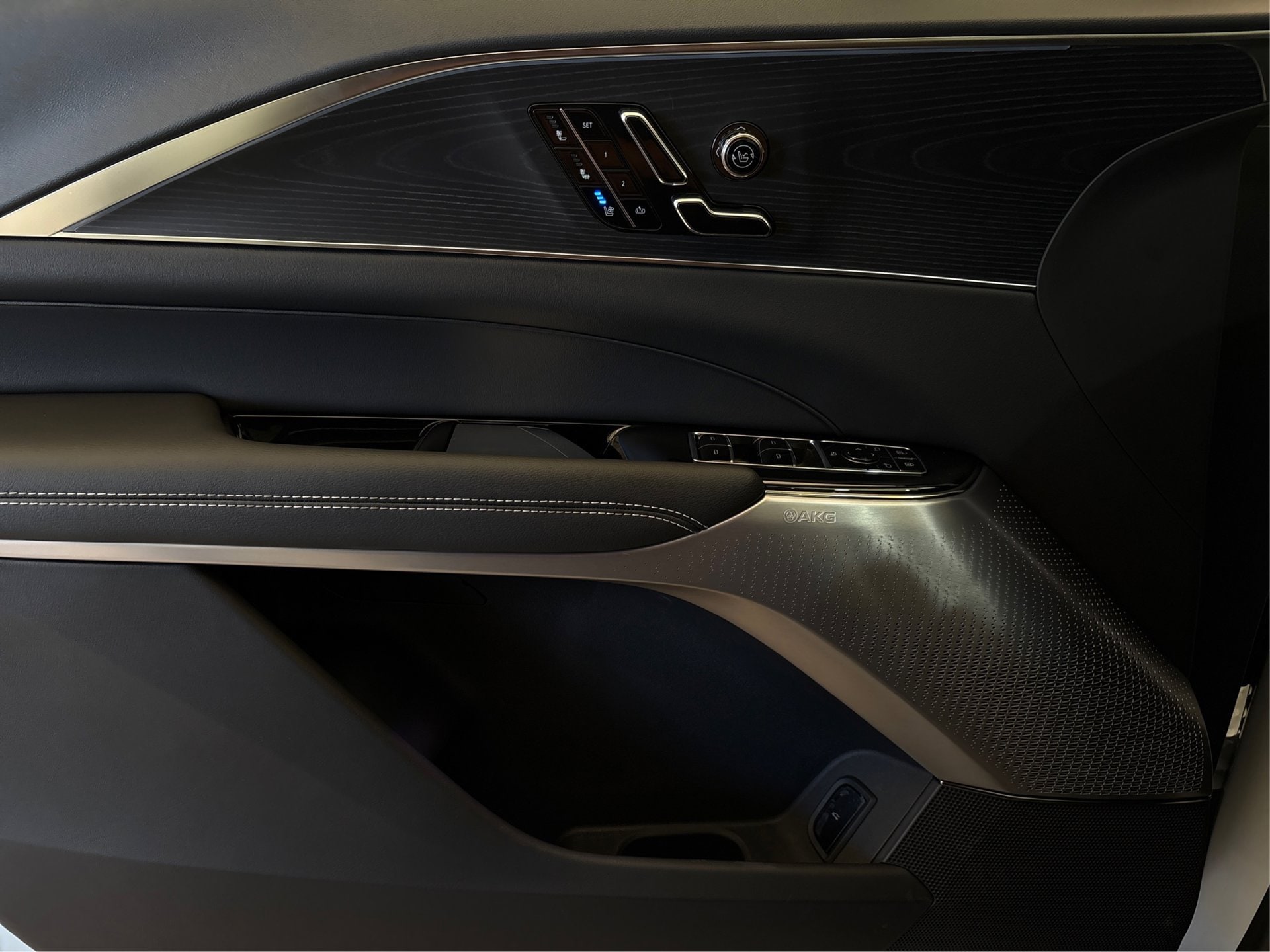 2026 Cadillac LYRIQ Premium Sport - Photo 21
