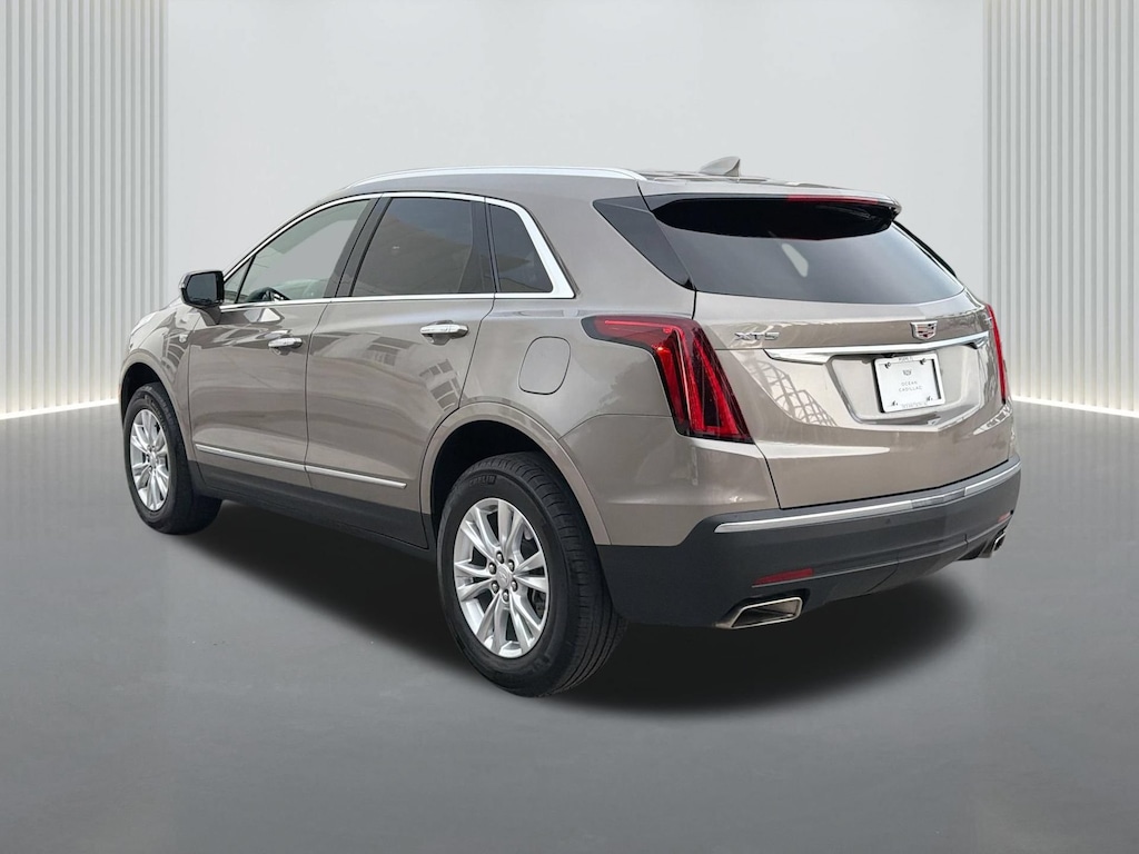 Certified 2023 CADILLAC XT5 FWD Luxury SUV