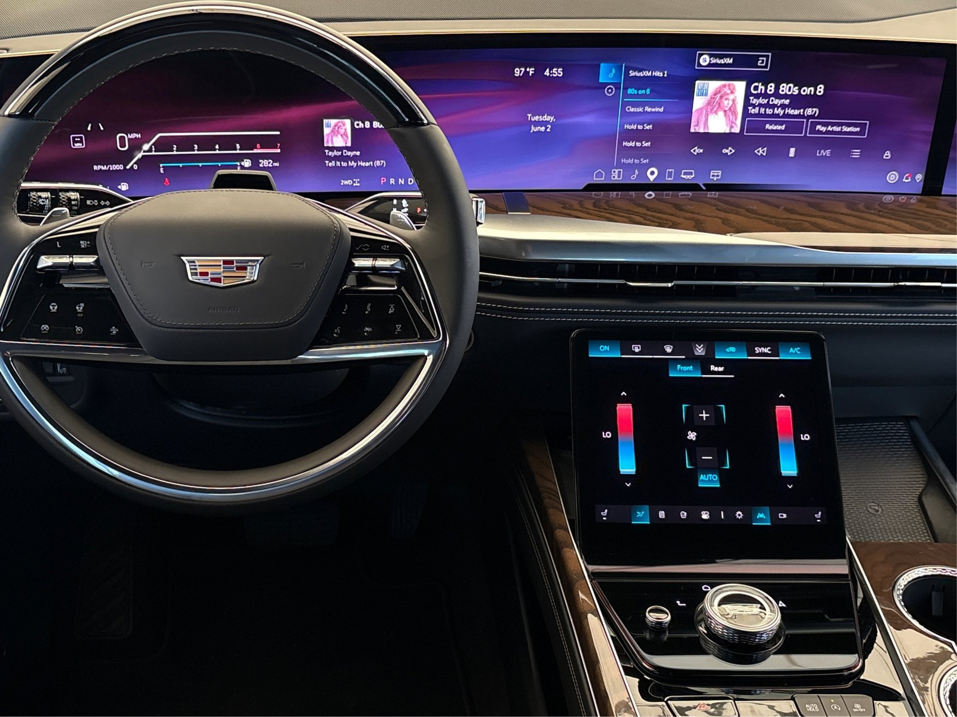 2026 Cadillac Escalade Platinum Sport - Photo 16