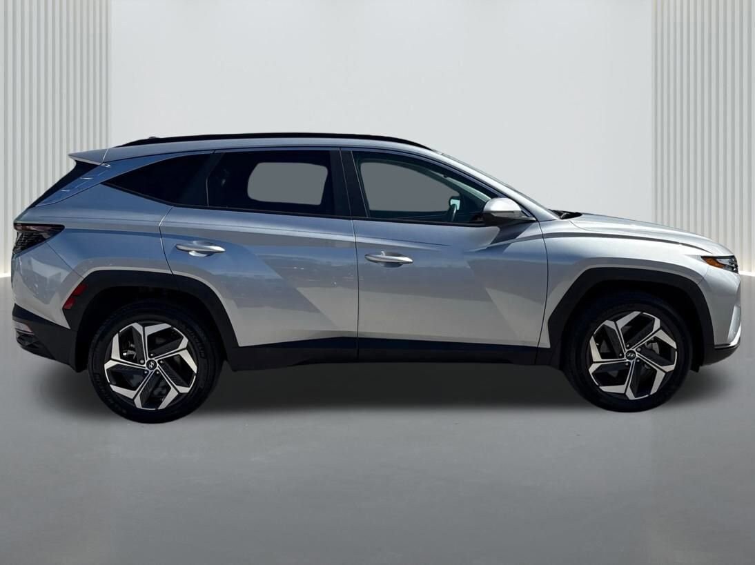 2023 Hyundai Tucson SEL Convenience photo 4