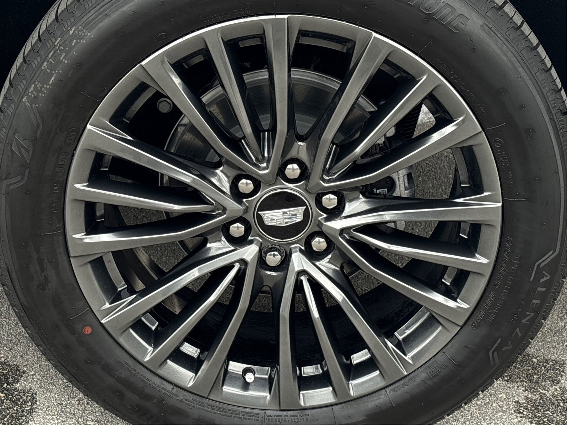 2026 Cadillac Escalade Platinum Sport - Photo 13