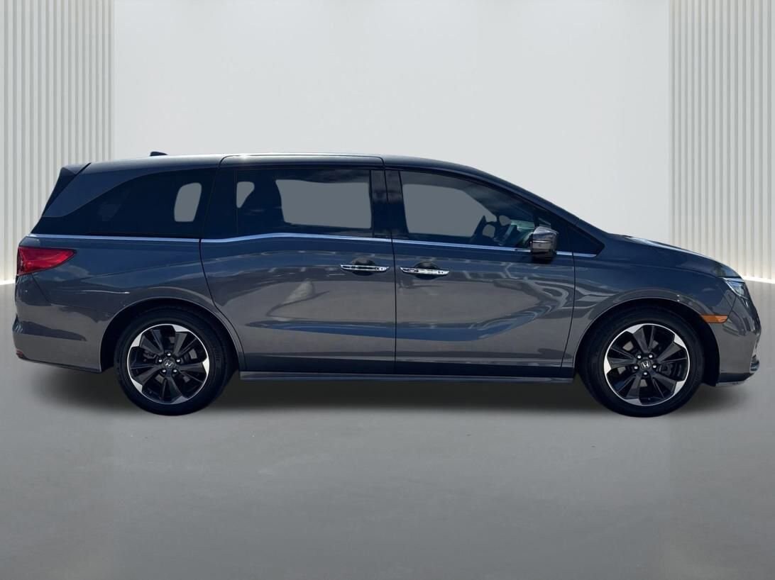 2023 Honda Odyssey Elite photo 4