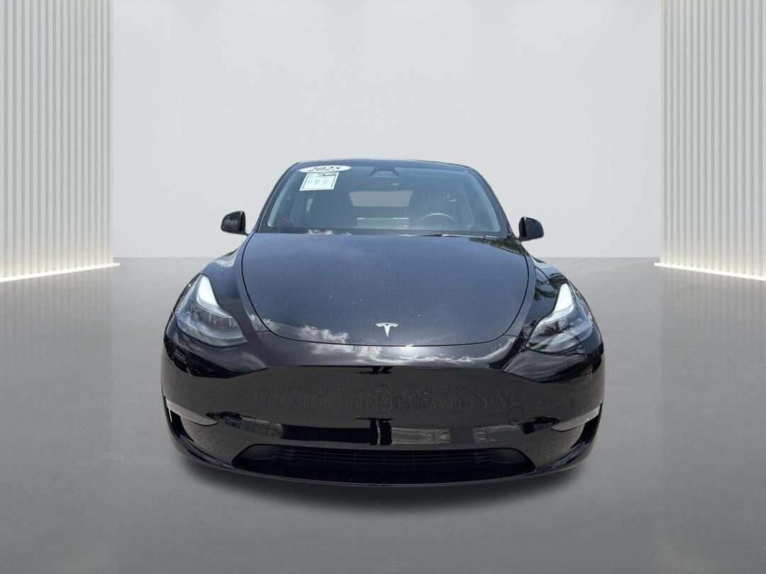 Used 2025 Tesla Model Y Performance with VIN 7SAYGDEF1SA337123 for sale in Miami, FL