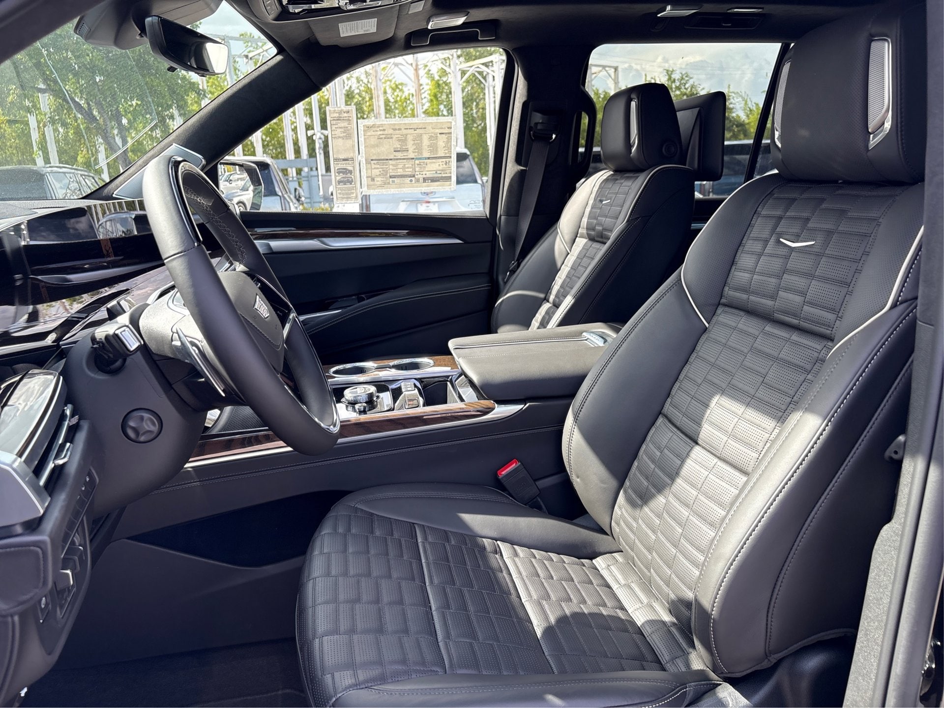 2026 Cadillac Escalade Platinum Sport - Photo 9
