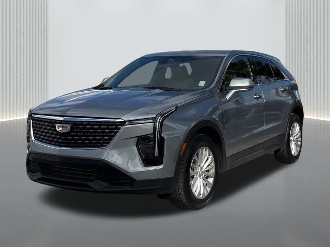 2024 Cadillac XT4 Luxury's photo