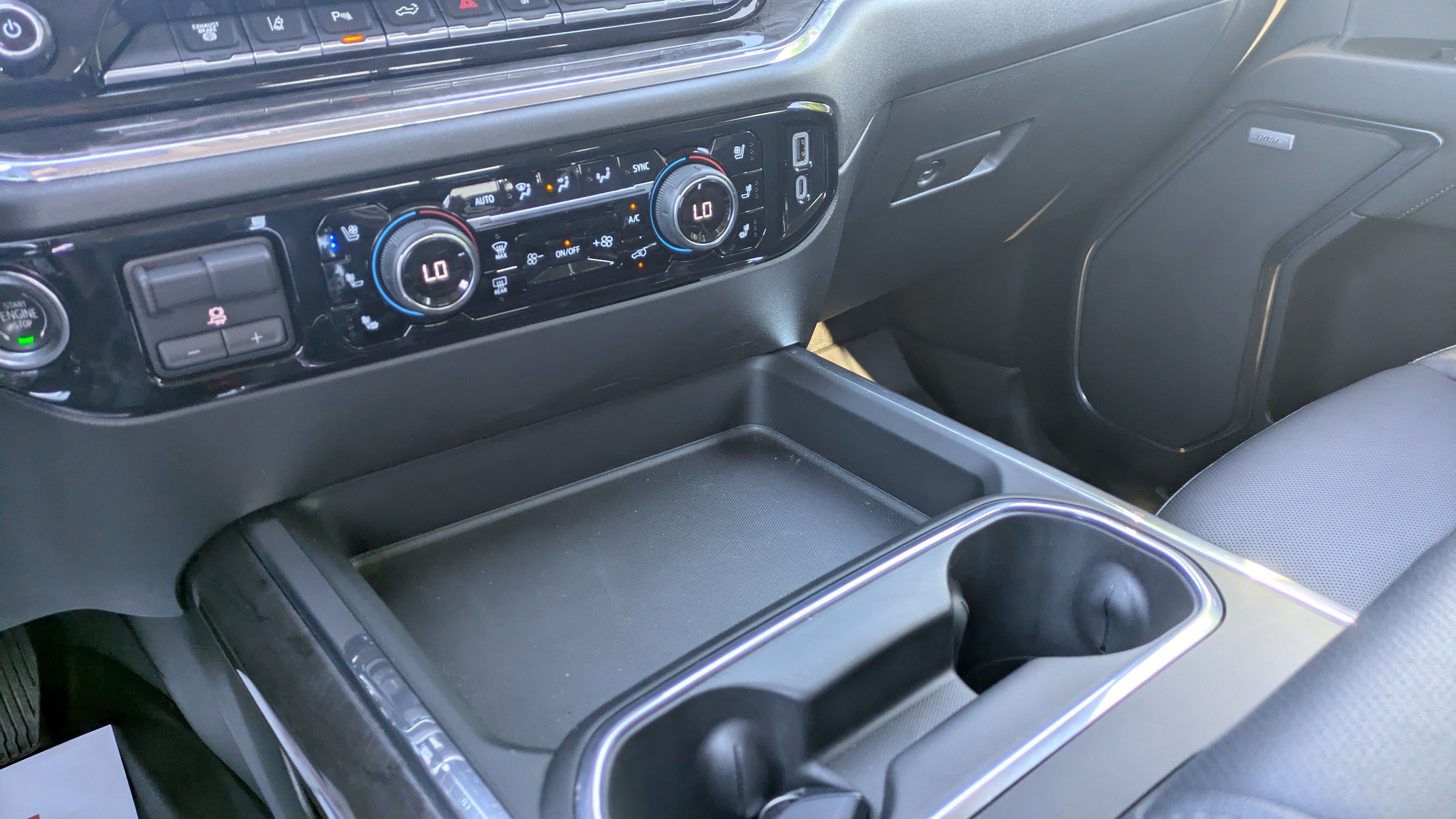 2024 Chevrolet Silverado 2500HD LTZ - Photo 12