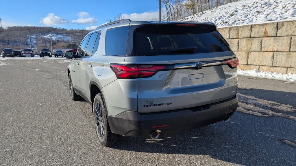 Used 2023 Chevrolet Traverse RS SUV