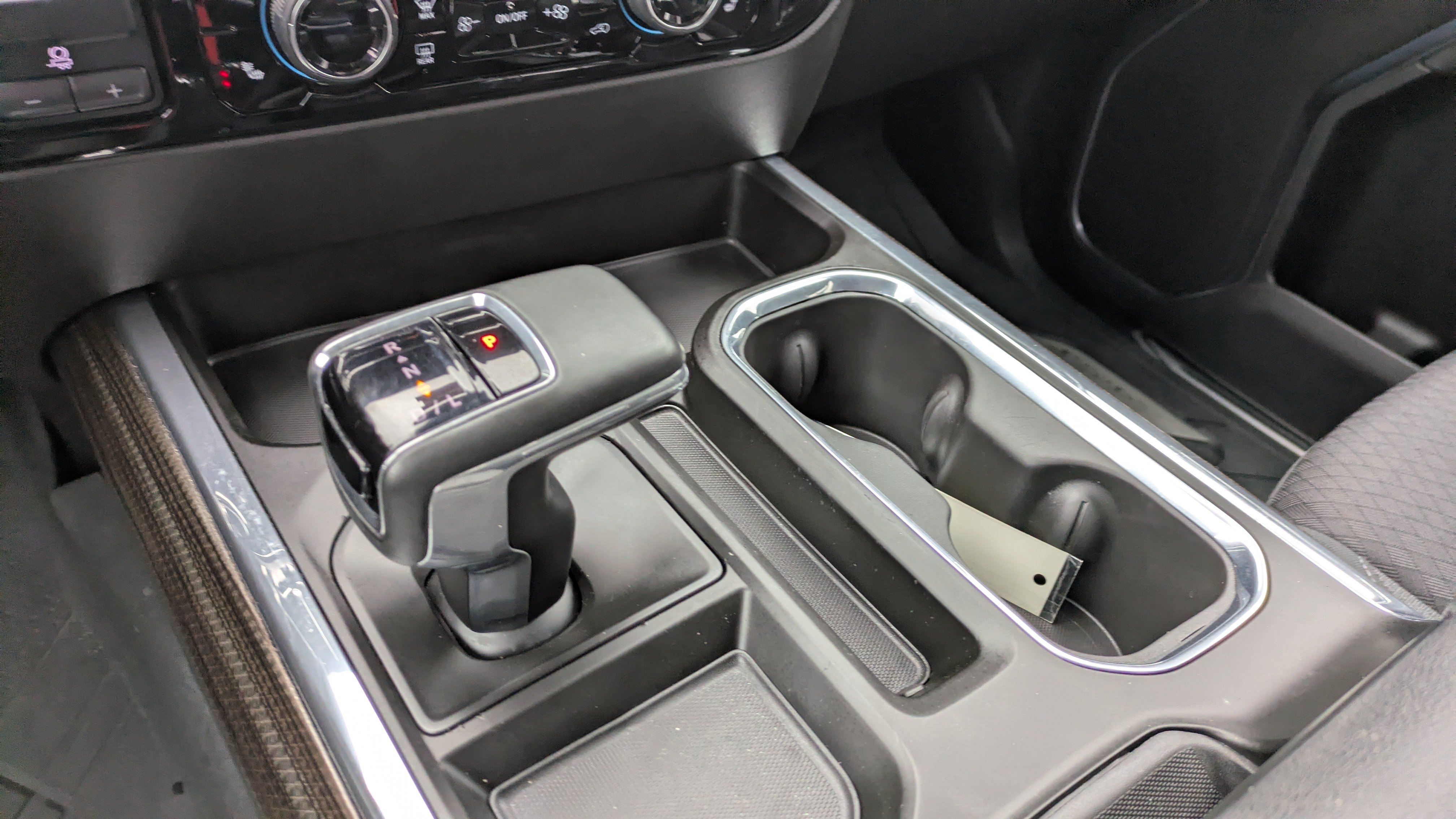2023 Chevrolet Silverado 1500 RST - Photo 12