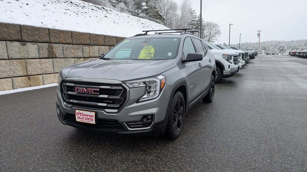 Used 2024 GMC Terrain AT4 SUV