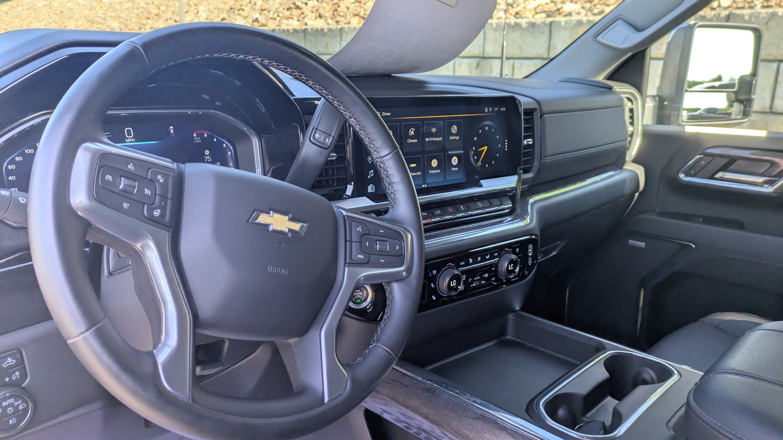 2024 Chevrolet Silverado 2500HD LTZ - Photo 15