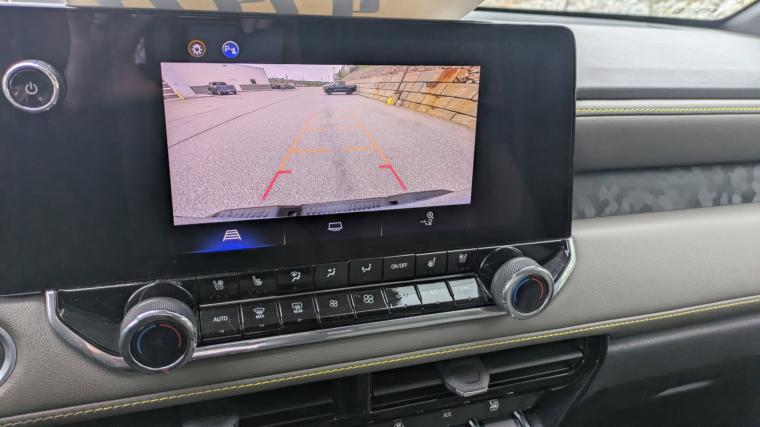 2024 Chevrolet Colorado ZR2 - Photo 15