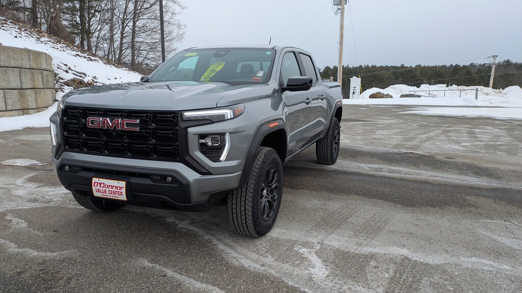 Used 2023 GMC Canyon Elevation Truck