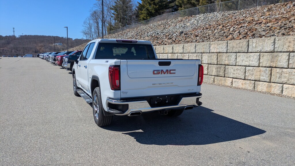 Used 2023 GMC Sierra 1500 SLT Truck